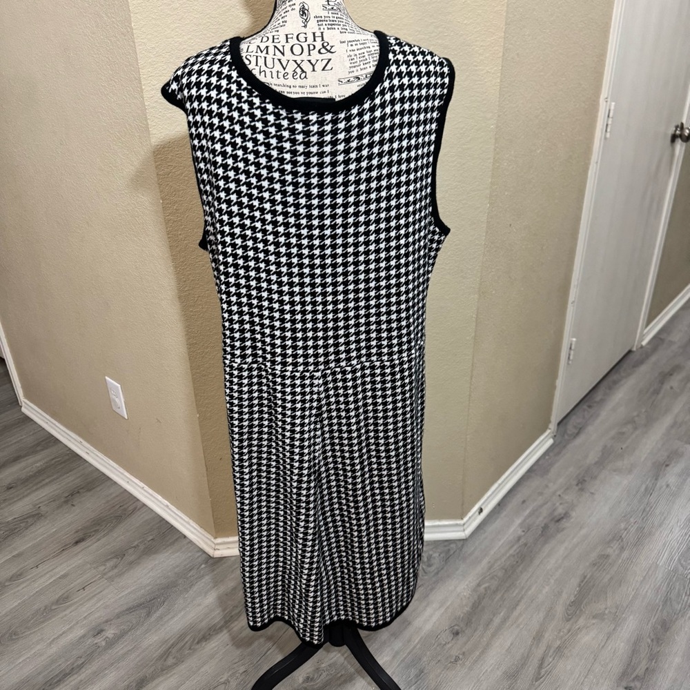 Lane Bryant Black and White Houndstooth Midi Dress - Picture 3 of 8